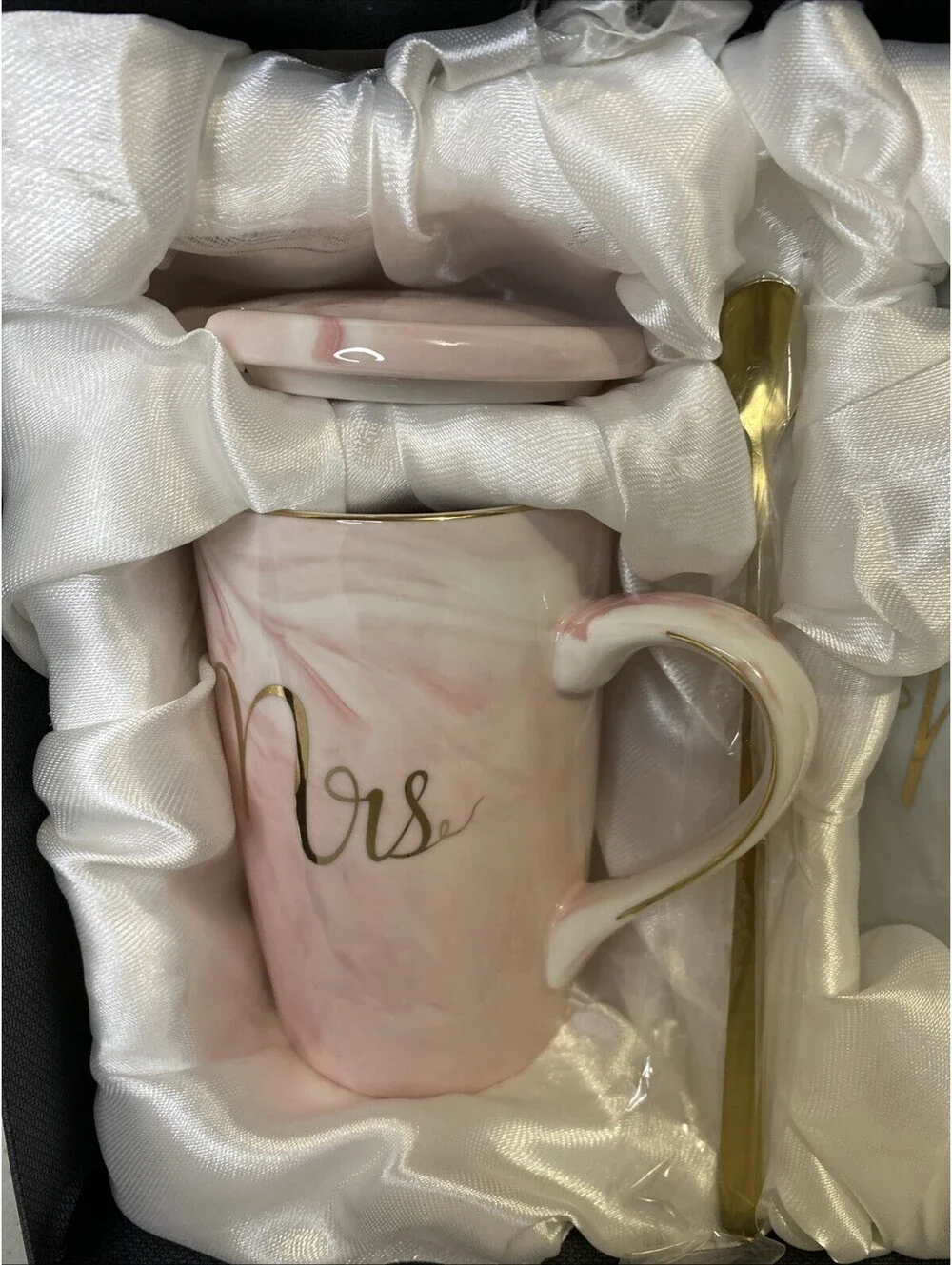 Mr & Mrs Coffee/Tea Mugs Gift Set Wedding Anniversary Couples Open Box